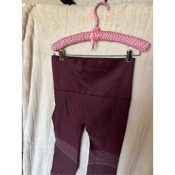 Spanx Look At Me Now Seamless Moto Leggings Woman’s Size XL - Picture 9 of 11